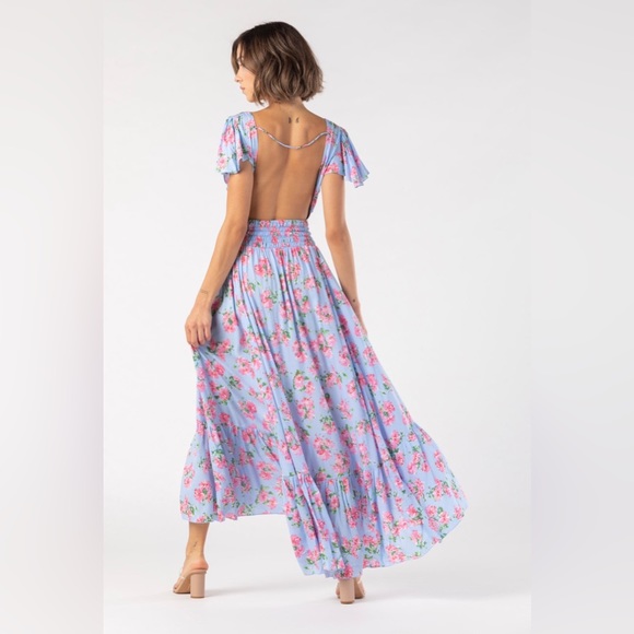 Tiare Hawaii New Moon Maxi Dress | Hibiscus Bouquet Baby Blue - Picture 7 of 14